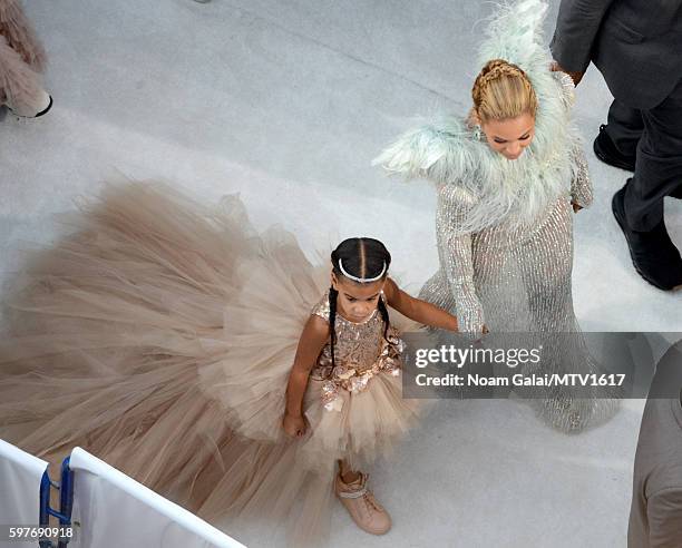 An aerial view Beyonce and Blue Ivy Carter arriving to the 2016 MTV Video Music Awards at Madison Square Garden on August 28, 2016 in New York City.