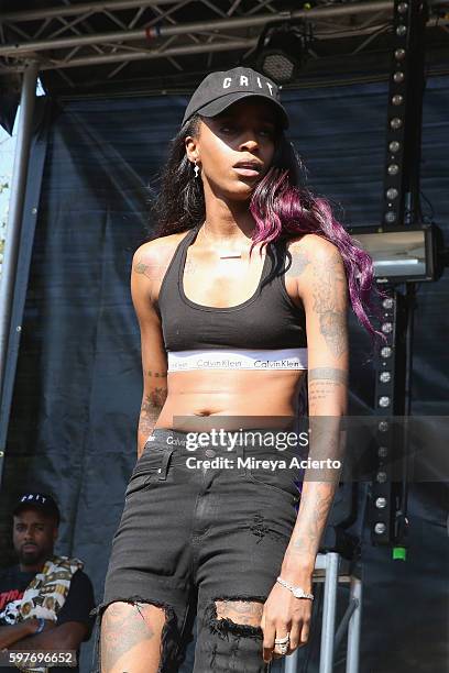 Angel Haze Rapper Rappers Angel Haze Photos and Premium High Res Pictures - Getty Images