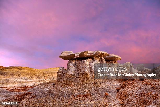 bisti skies - badlands - fotografias e filmes do acervo