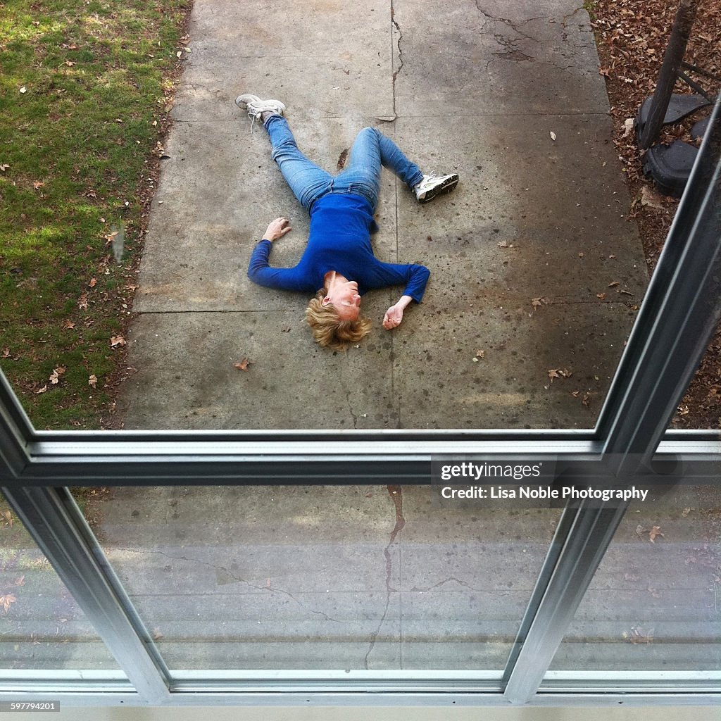 Window Pain Graphics Window Pain Window Pane High-Res Stock Photo - Getty Images