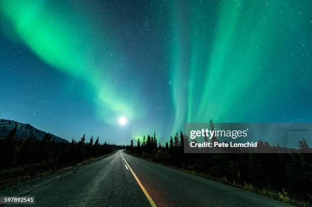 aurora borealis - calancói imagens e fotografias de stock