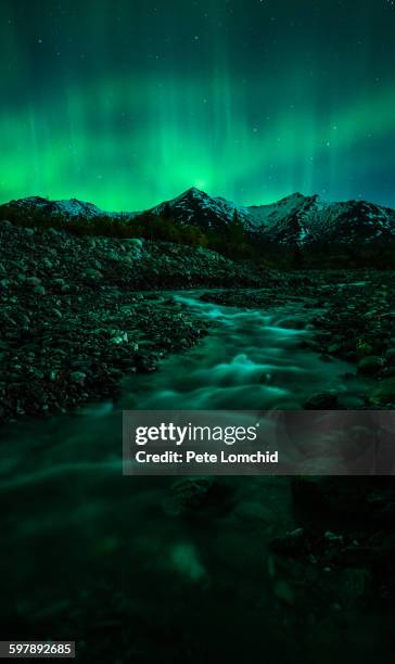 mountain aurora borealis - calancói imagens e fotografias de stock