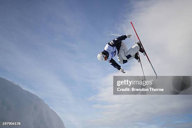 Kim Jihyon of Korea competes during the Subaru Australian Mogul Championships on August 30, 2016 in Perisher, Australia.