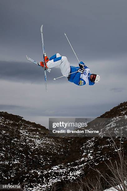 Tom Rowley of the USA competes during the Subaru Australian Mogul Championships on August 30, 2016 in Perisher, Australia.