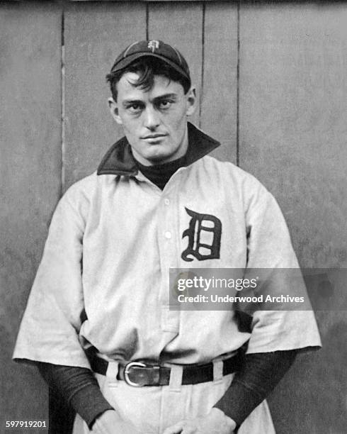 Portrait of Detroit Tigers catcher Charlie Schmidt, Detroit, Michigan, June 16, 1913.