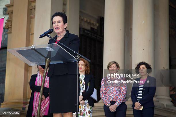 Sydney Lord Mayor Clover Moore launched the Sydney Fringe 2016 as Sydneys Town Hall is turned pink. The Sydney Fringe is an alternative arts and...