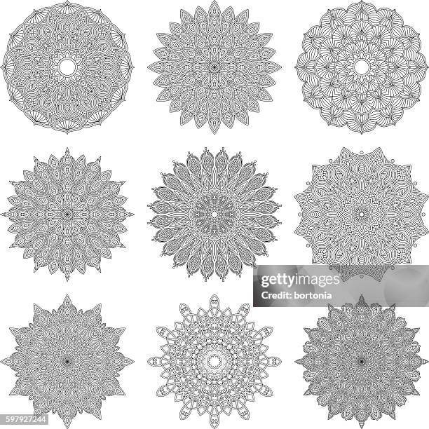 stockillustraties, clipart, cartoons en iconen met ornate circular mandala set, black and white line art - mandala