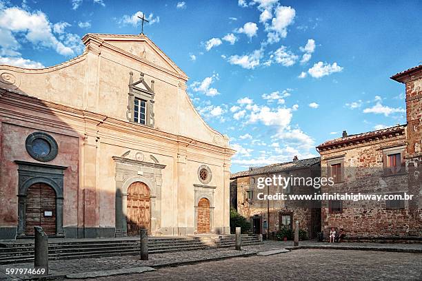 bangnoregio square - província de viterbo - fotografias e filmes do acervo