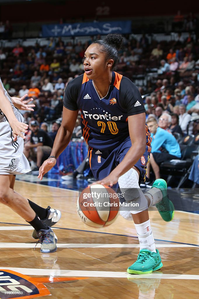 San Antonio Stars v Connecticut Sun