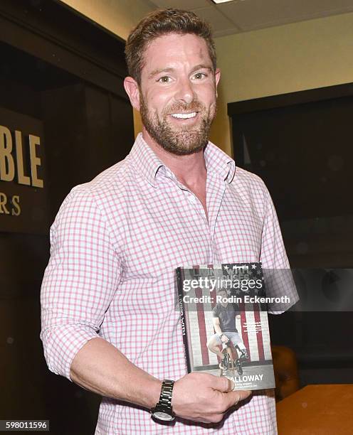 Army veteran Noah Galloway poses for portrait at book signing for "Living With No Excuses" at Barnes & Noble at The Grove on August 30, 2016 in Los...