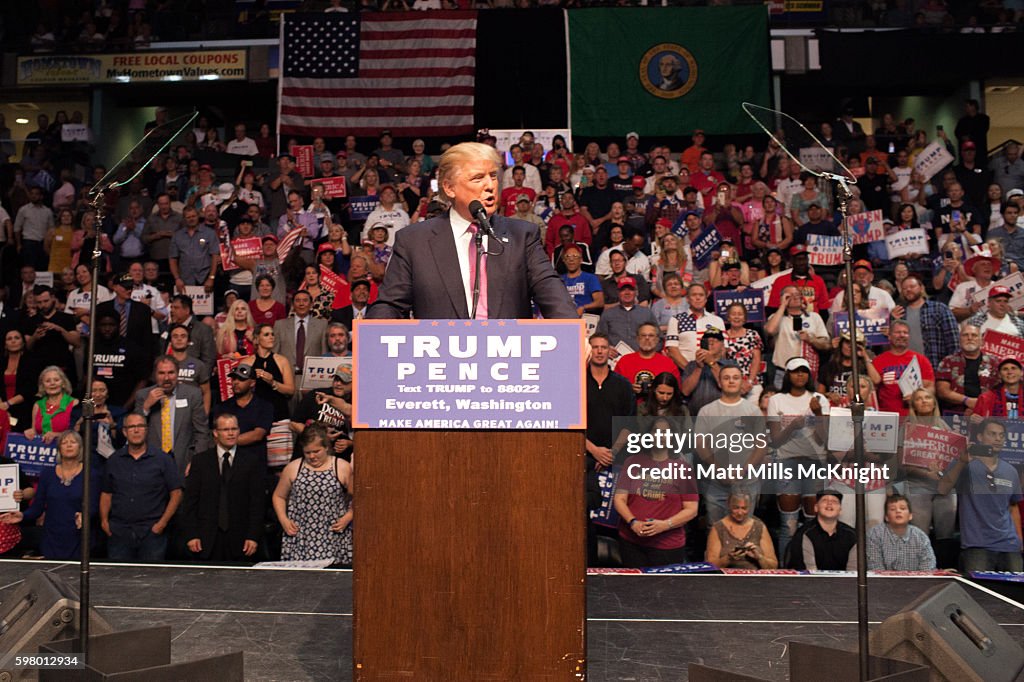 Donald Trump Campaigns In Washington State