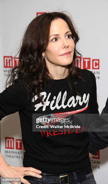 Mary-Louise Parker attends the 'Heisenberg' Cast Photocall at the Manhattan Theater Club on August 31, 2016 in New York City.