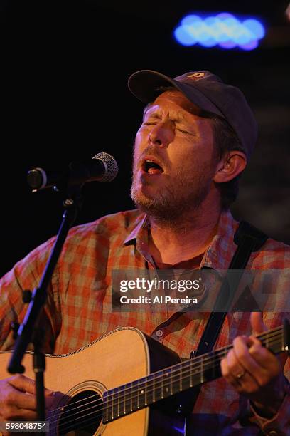 Robbie Fulks performs during the "Skull Juice Live" comedy summit at City Winery on August 30, 2016 in New York City.