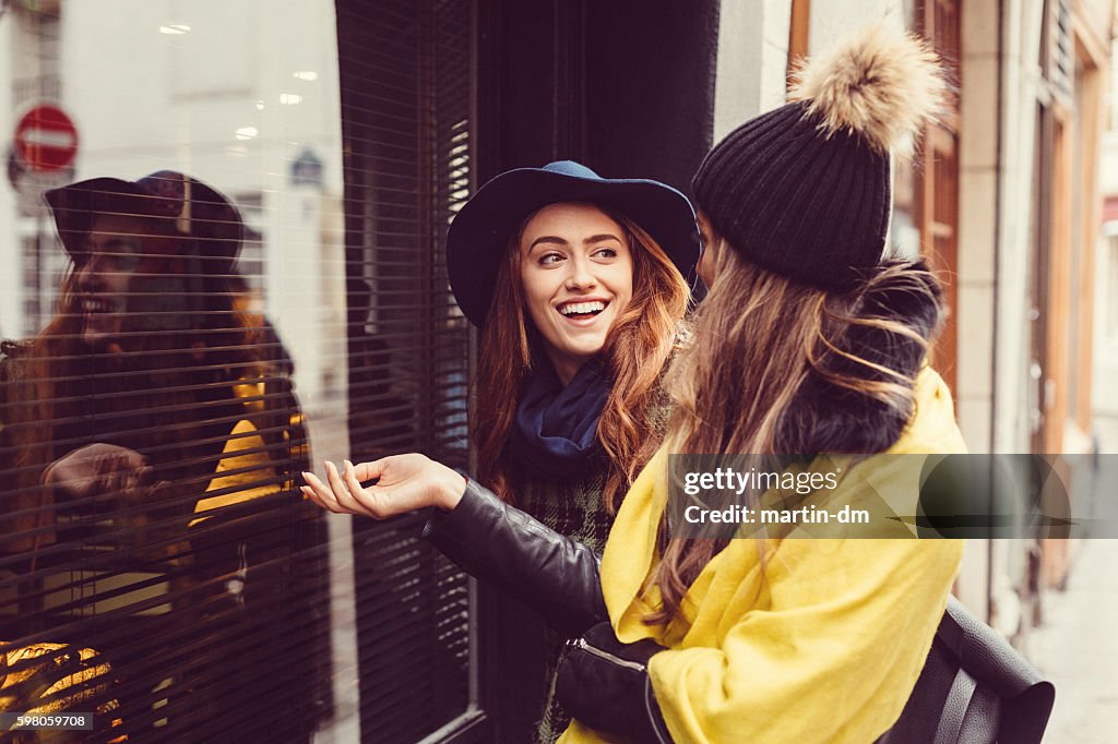 Friends in Paris