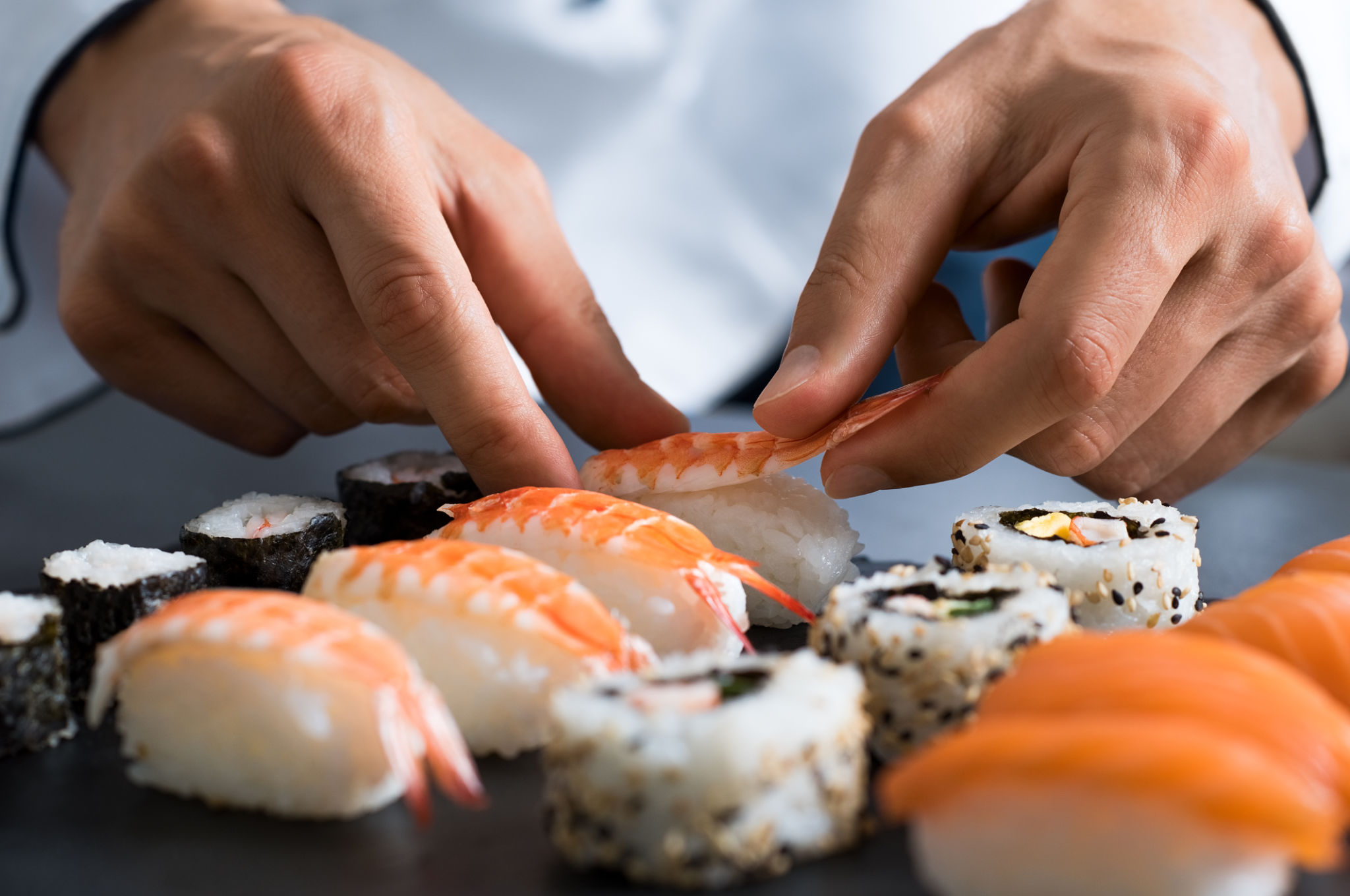 making sushi rice