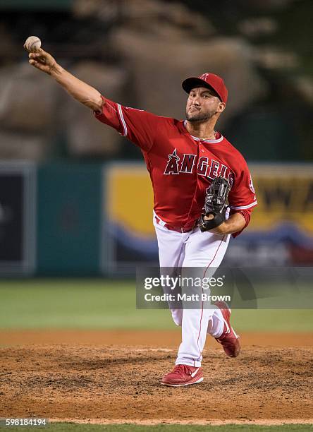 Closing pitcher Huston Street of the Los Angeles Angels of Anaheim pitches during the ninth inning of the game against the Boston Red Sox at Angel...