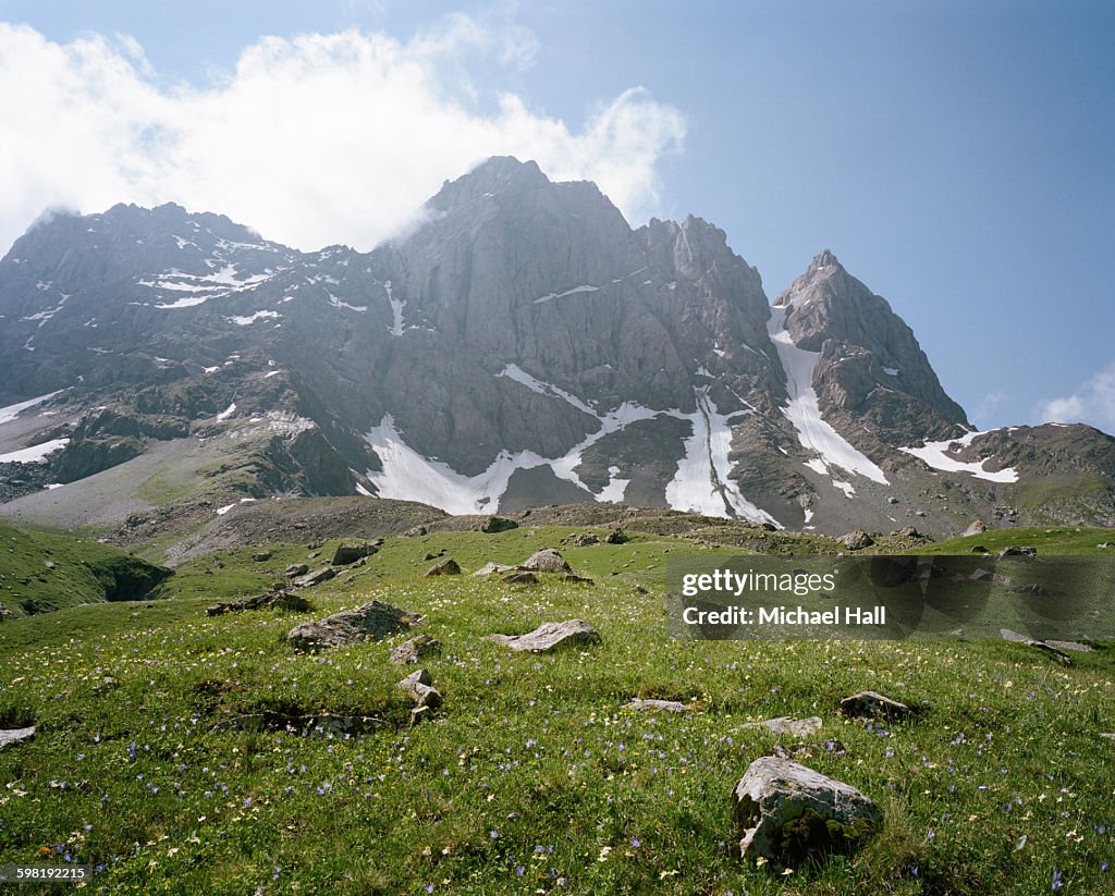 Chaukhebi Mountains icemelt