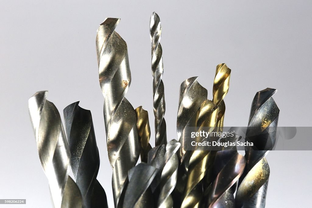 Assortment of metal cutting drill bits
