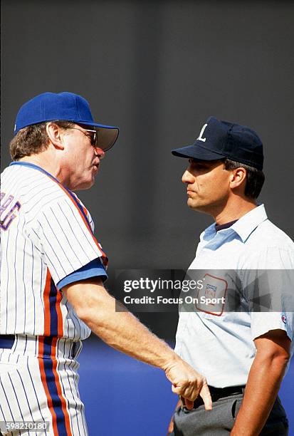 Manager Jeff Torborg of the New York Mets argues with an umpire during an Major League Baseball game circa 1992 at Shea Stadium in the Queens borough...