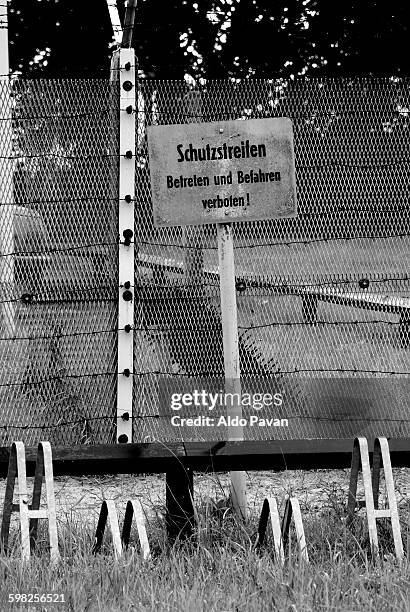 germany, former iron curtain - iron curtain foto e immagini stock