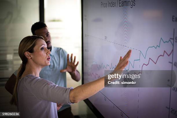 business presentation - growth stockfoto's en -beelden