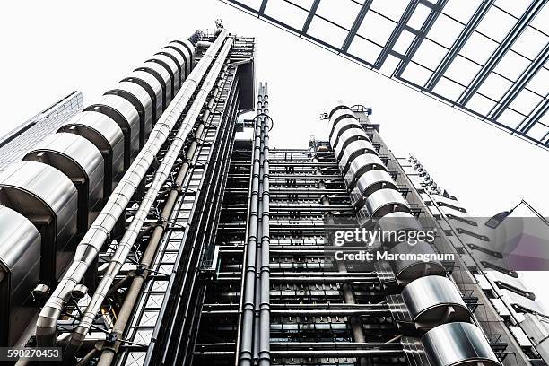 the city, the lloyds building - lloyds of london stockfoto's en -beelden