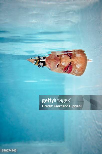 underwater beauty - beautiful woman lipstick stock-fotos und bilder