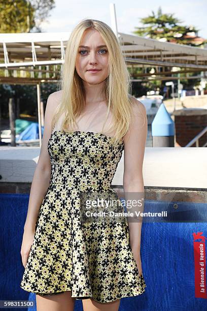Dakota Fanning arrives at a photocall for 'Women's Tales' during the 73rd Venice Film Festival at on September 1, 2016 in Venice, Italy.