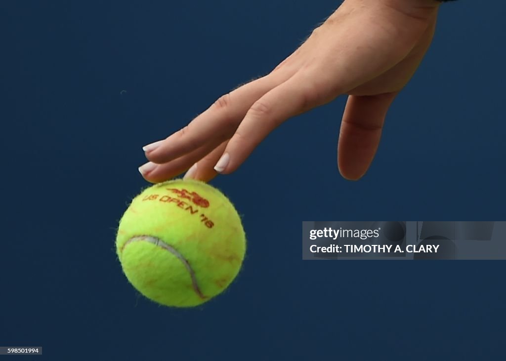 TEN-US-OPEN-HALEP-SAFAROVA