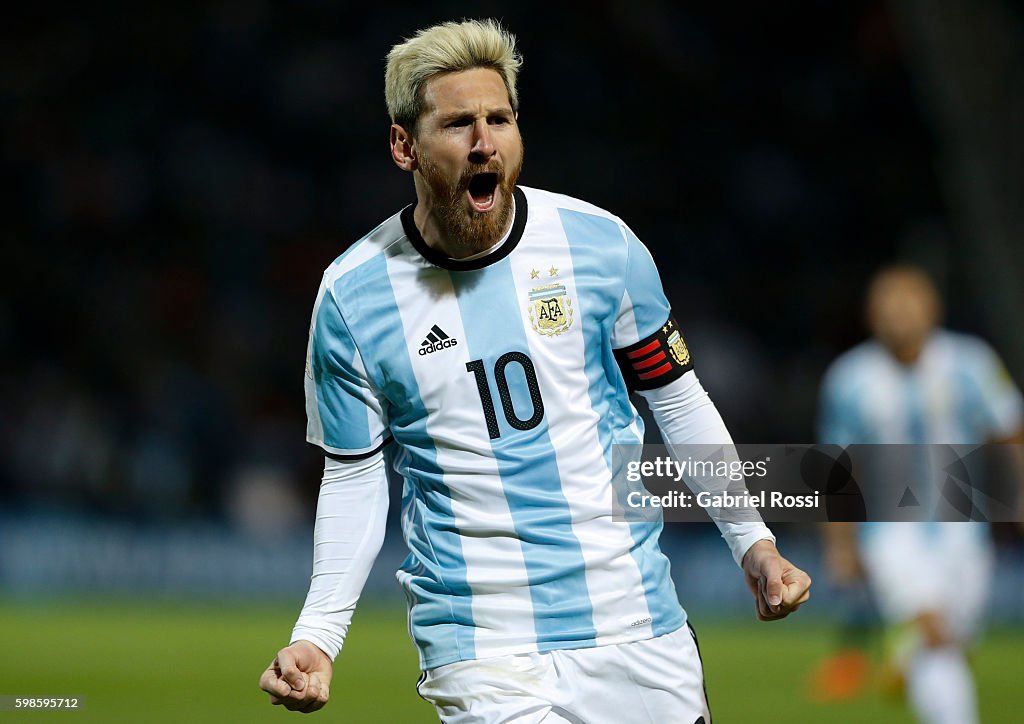 Argentina v Uruguay - FIFA 2018 World Cup Qualifiers