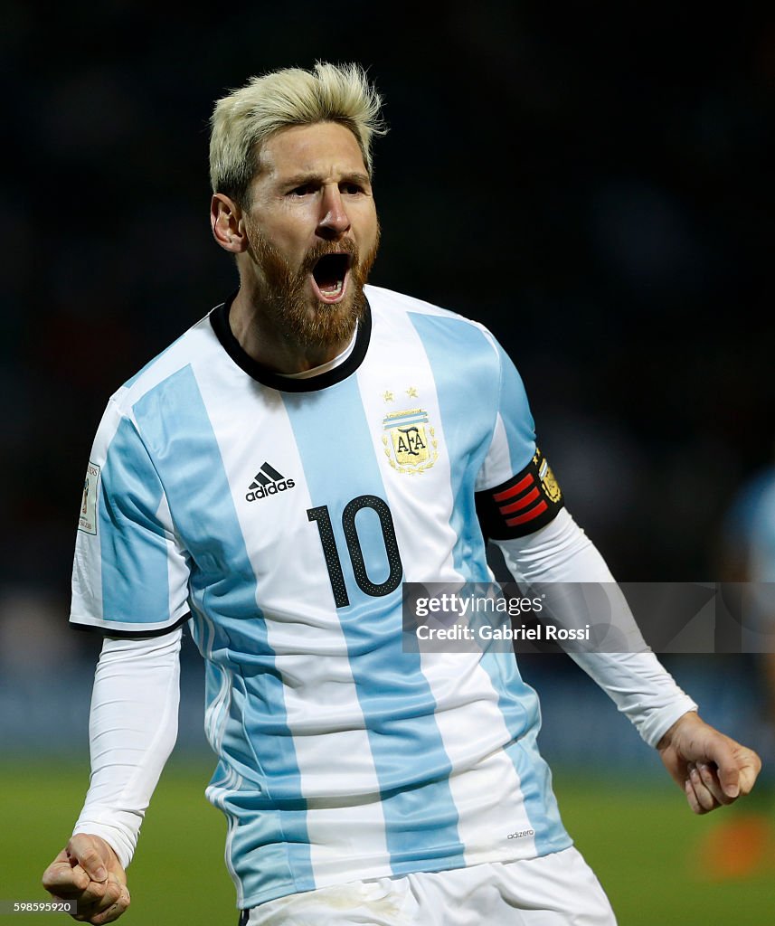 Argentina v Uruguay - FIFA 2018 World Cup Qualifiers