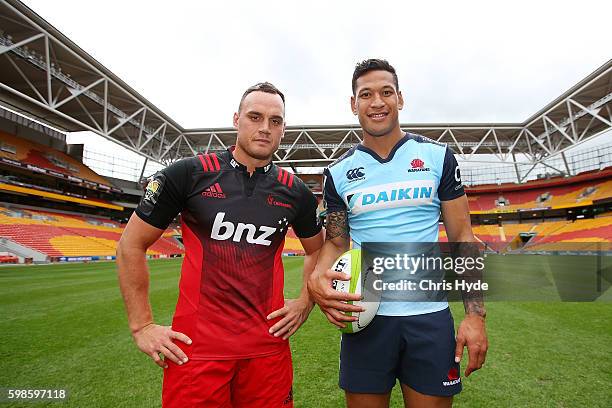 Israel Folau and Israel Dagg pose during a Global Tens media opportunity at Suncorp Stadium on September 2, 2016 in Brisbane, Australia.