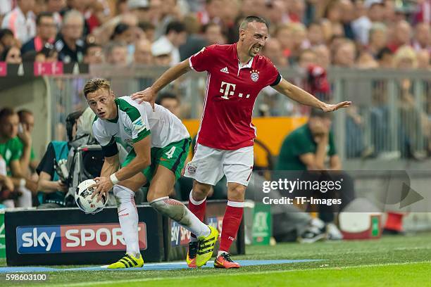 Muenchen, Deutschland, , Bundesliga, FC Bayern Muenchen - SV Werder Bremen, Robert Bauer gegen Florian Kainz