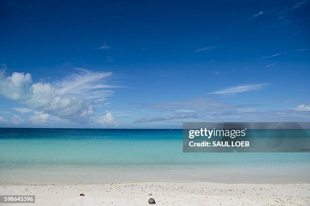 General view shows Turtle Beach during a tour by US President Barack Obama of Midway Atoll in the Papahanaumokuakea Marine National Monument in the...