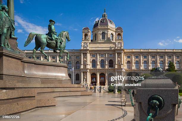 naturhistorisches museum in wien - museum für naturgeschichte stock-fotos und bilder