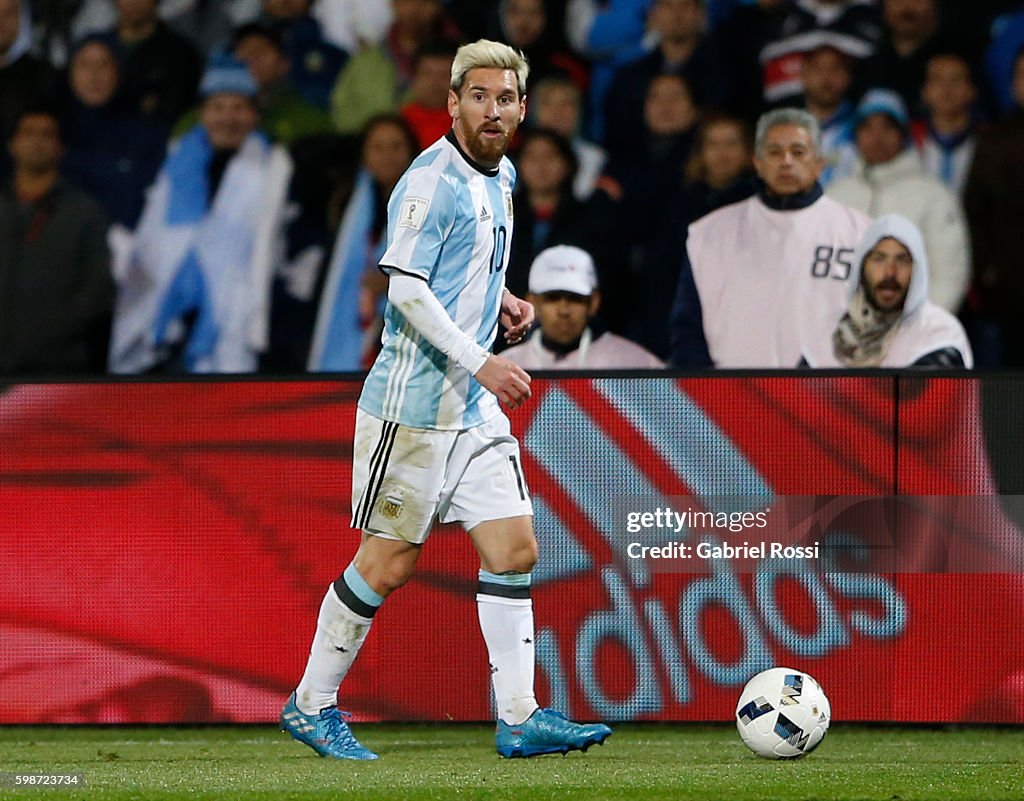 Argentina v Uruguay - FIFA 2018 World Cup Qualifiers
