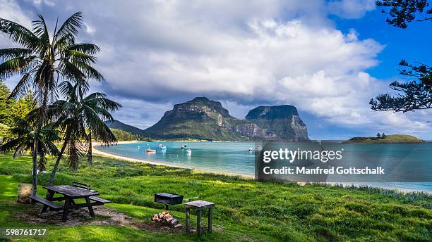 lord howe island lagoon - lord howe island stock pictures, royalty-free photos & images