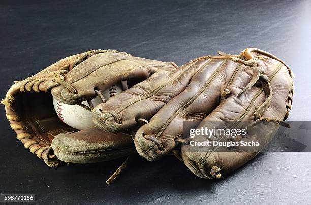 baseball glove sports equipment - leather gloves stock pictures, royalty-free photos & images