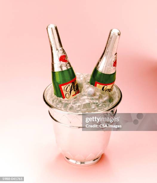 toy champagne in ice bucket - ice bucket stock-fotos und bilder