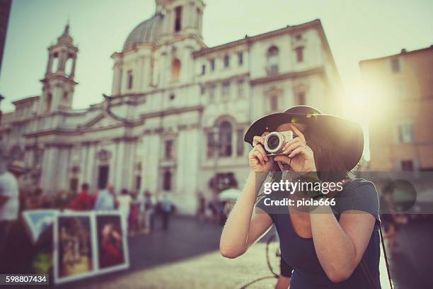 lone traveler tourist woman  in rome - girl camera bildbanksfoton och bilder