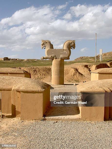 37 Simorgh Stock Photos, High-Res Pictures, and Images - Getty Images
