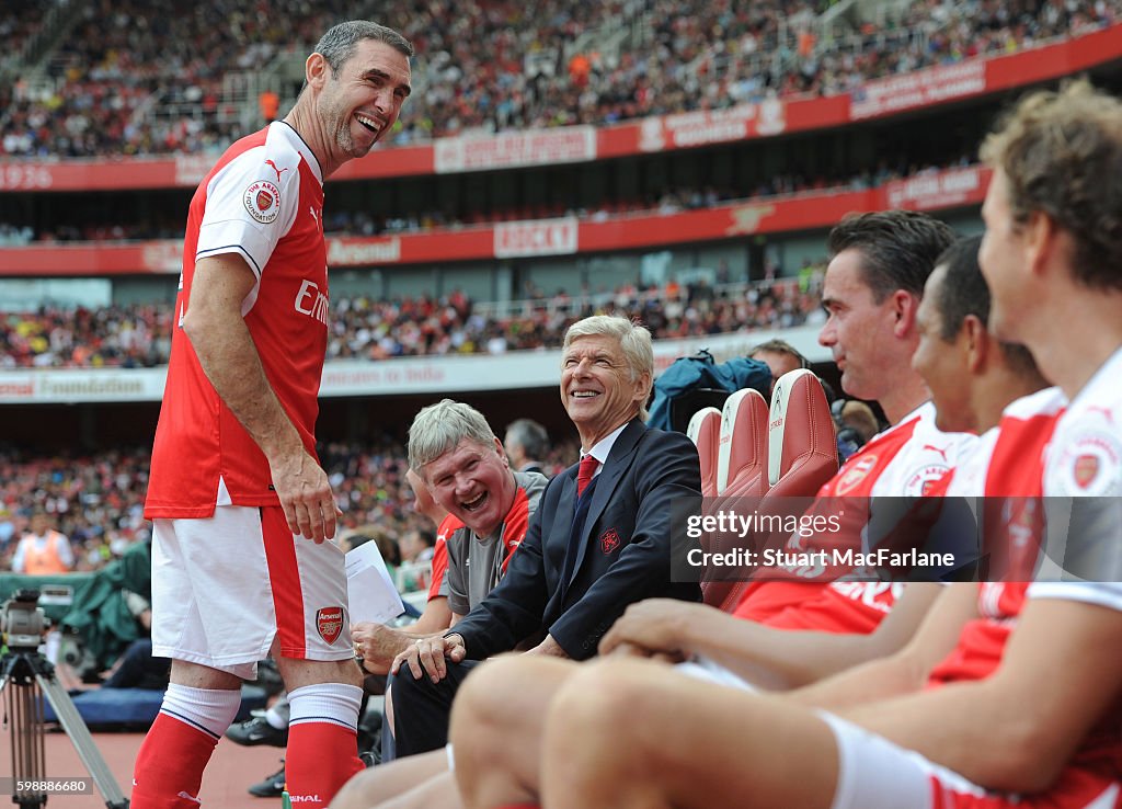 Arsenal Legends v Milan Glorie