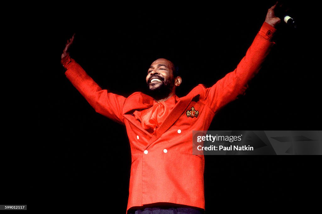 Marvin Gaye At The Holiday Star