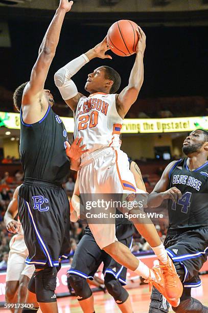 Jordan Roper 312 Half Hose Stock Photos, High-Res Pictures, and Images - Getty Images