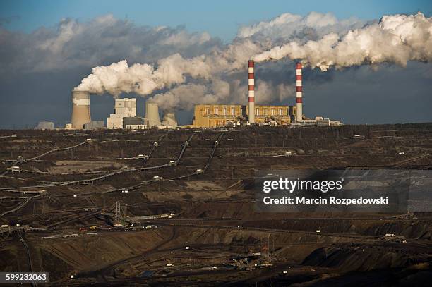 belchatow coal fired power plant - poland - coal fired power station 個照片及圖片檔