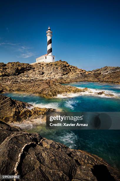 lighthouse in menorca - menorca stockfoto's en -beelden