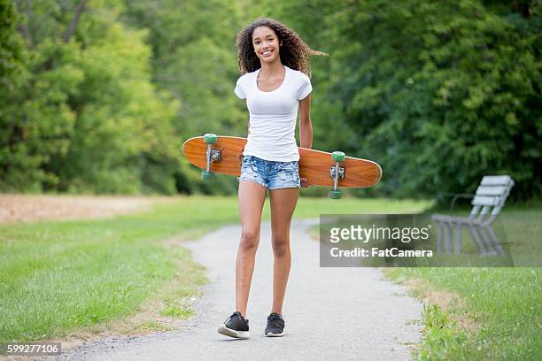 skate boarding at the park - skateboard park imagens e fotografias de stock
