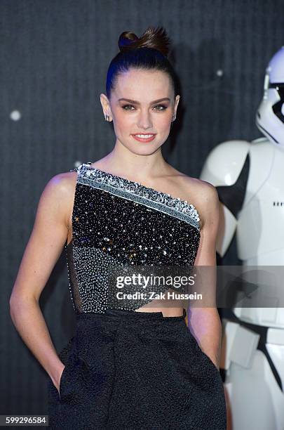 Daisy Ridley arriving at the European premiere of "Star Wars - The Force Awakens" in Leicester Square, London