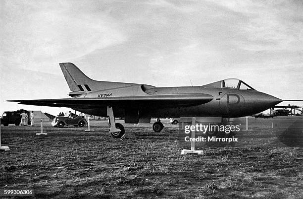 152 Jet Propelled Aircraft Stock Photos, High-Res Pictures, and Images ...