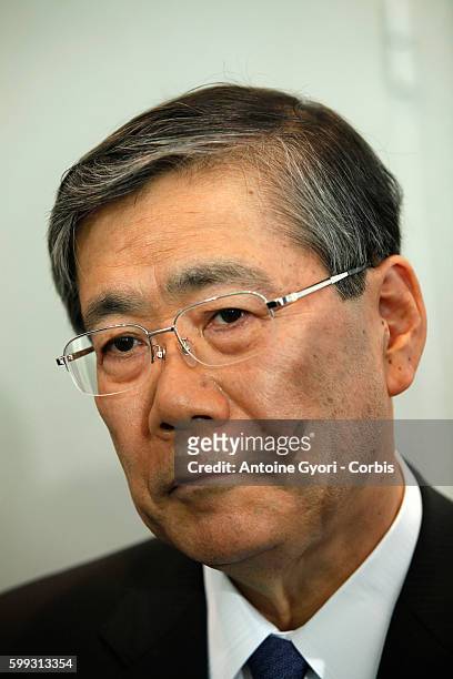 Shunichi Miyanaga, chief executive officer of Mitsubishi Heavy Industries Ltd. Attend a news conference to announce a joint bid for Alstom SA, in...